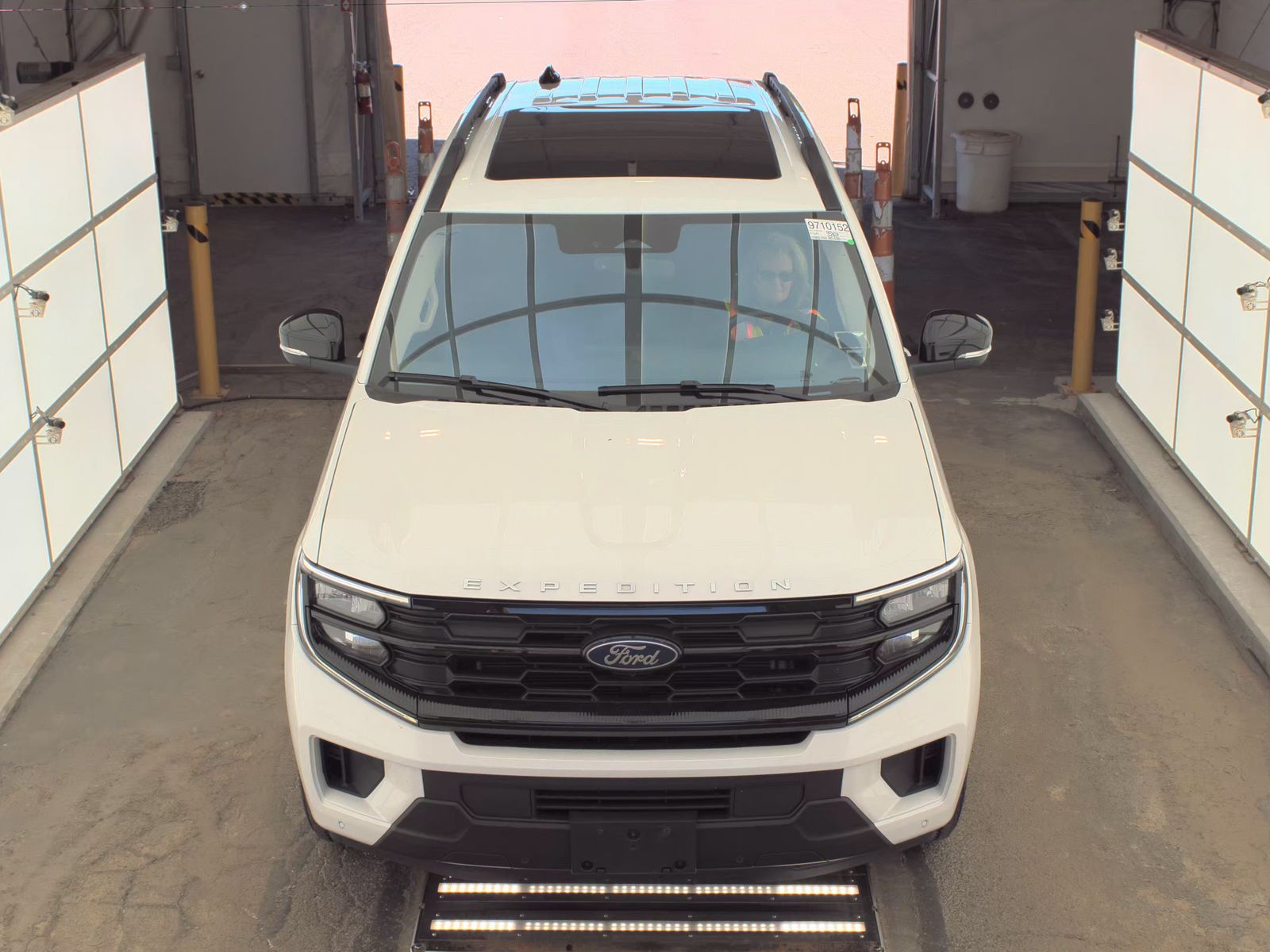FORD EXPEDITION - 3