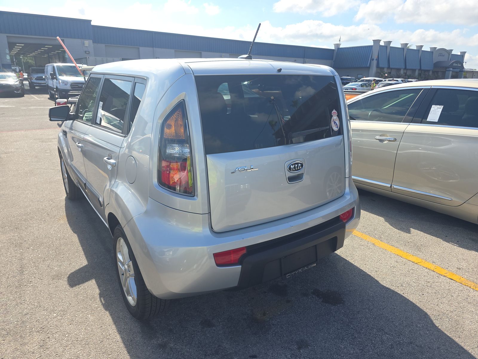 KIA OTHER - 7