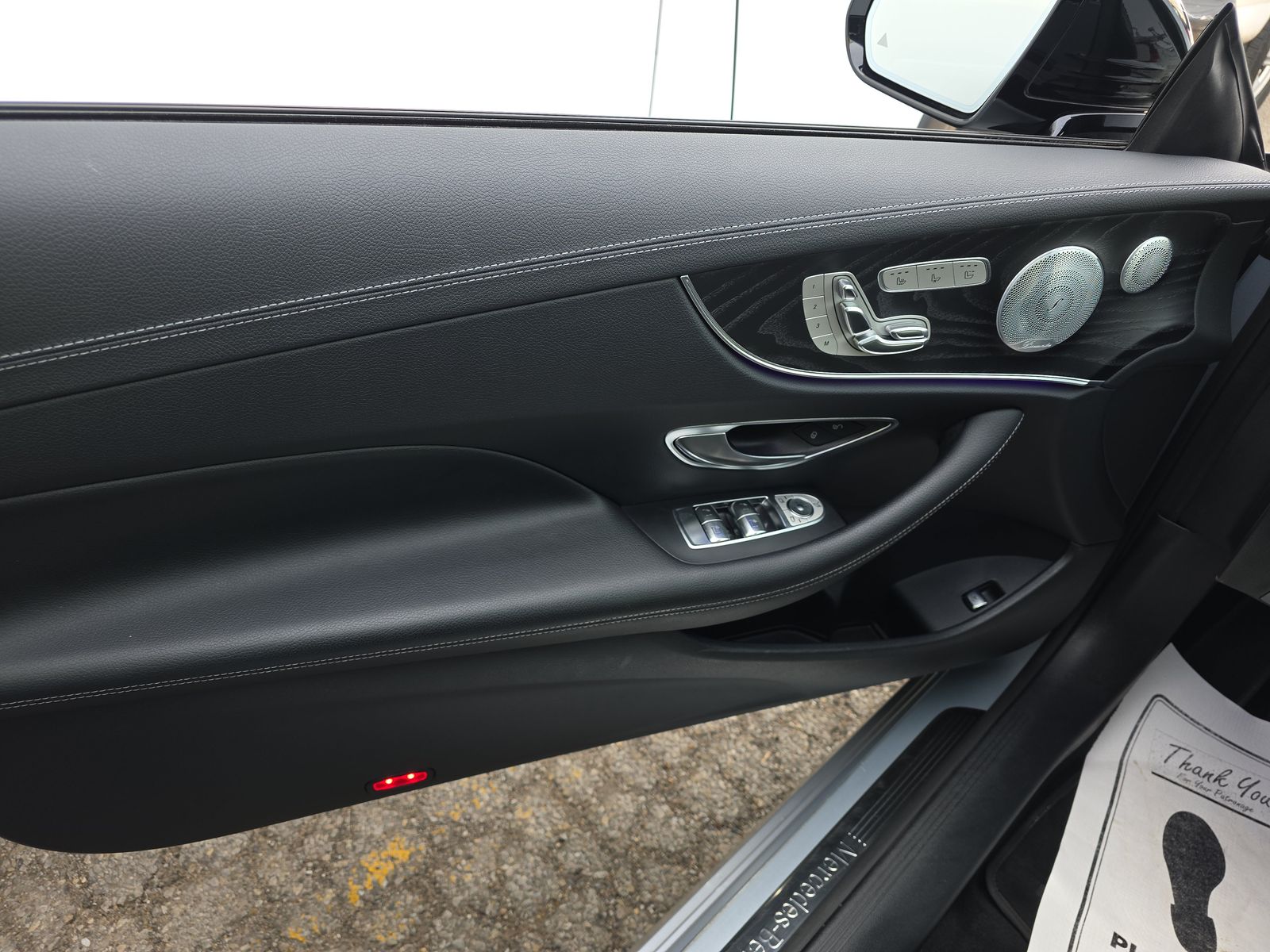 MERCEDES-BENZ E-CLASS - 10