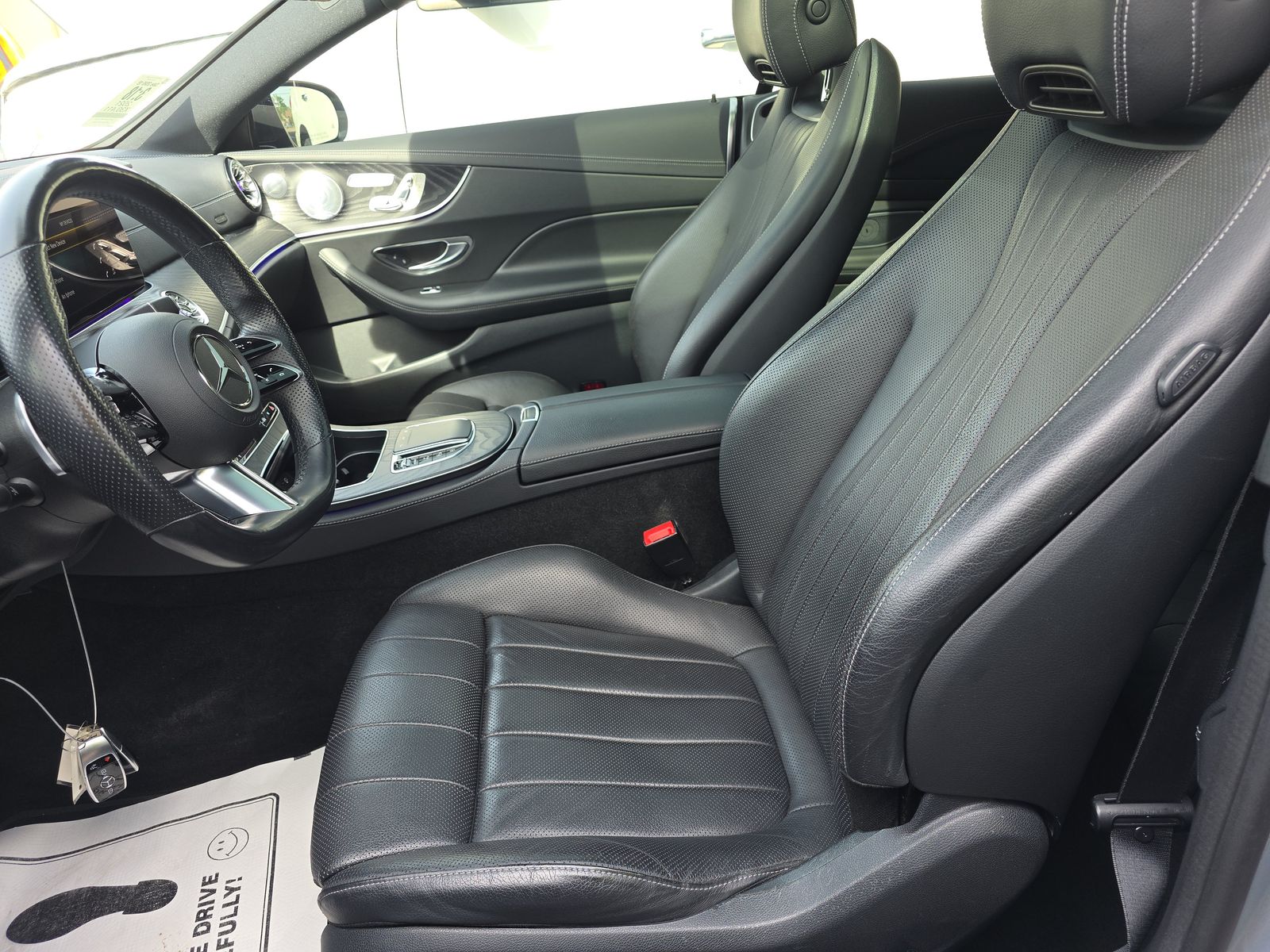 MERCEDES-BENZ E-CLASS - 8