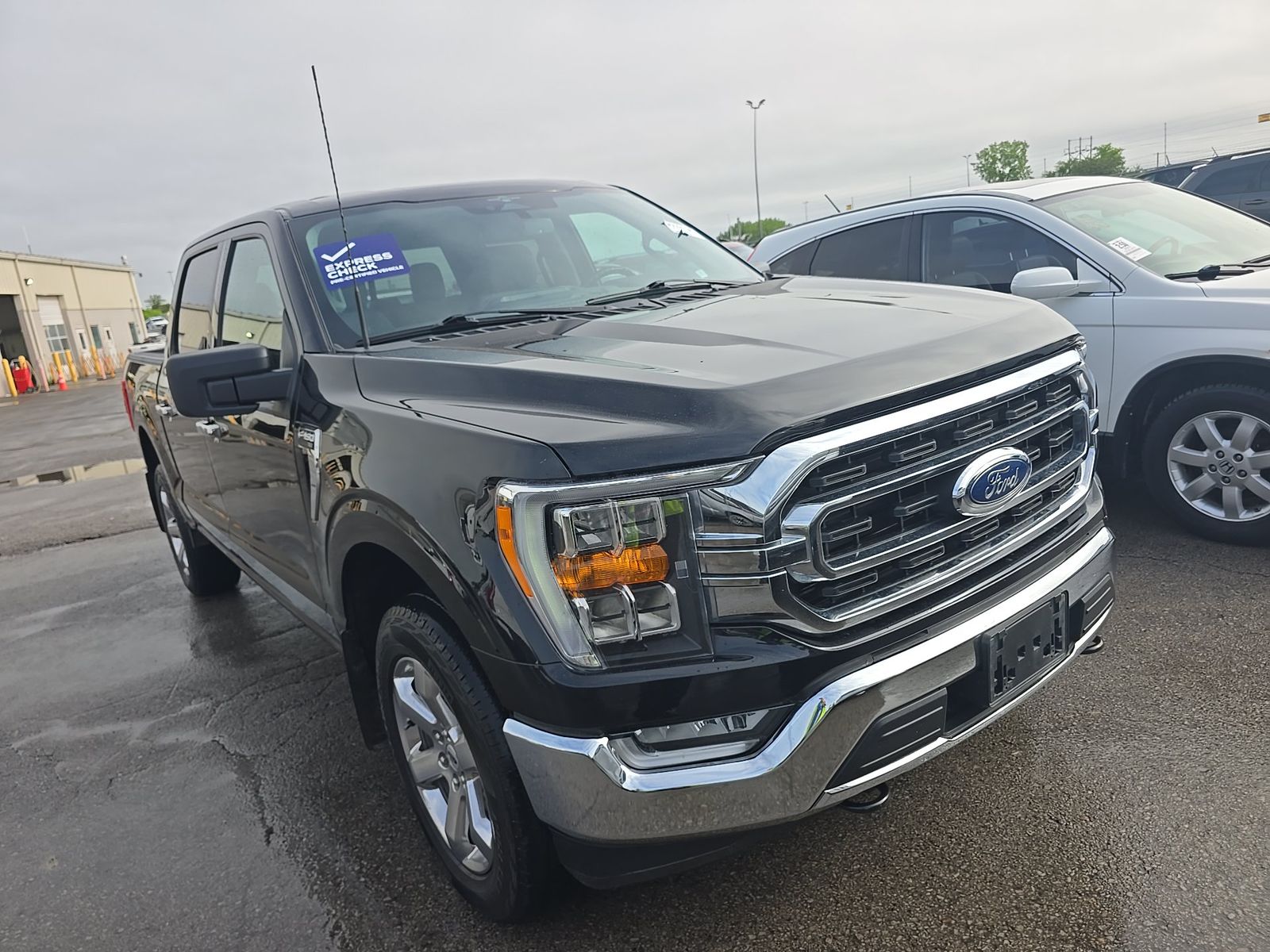 FORD F-150 - 4