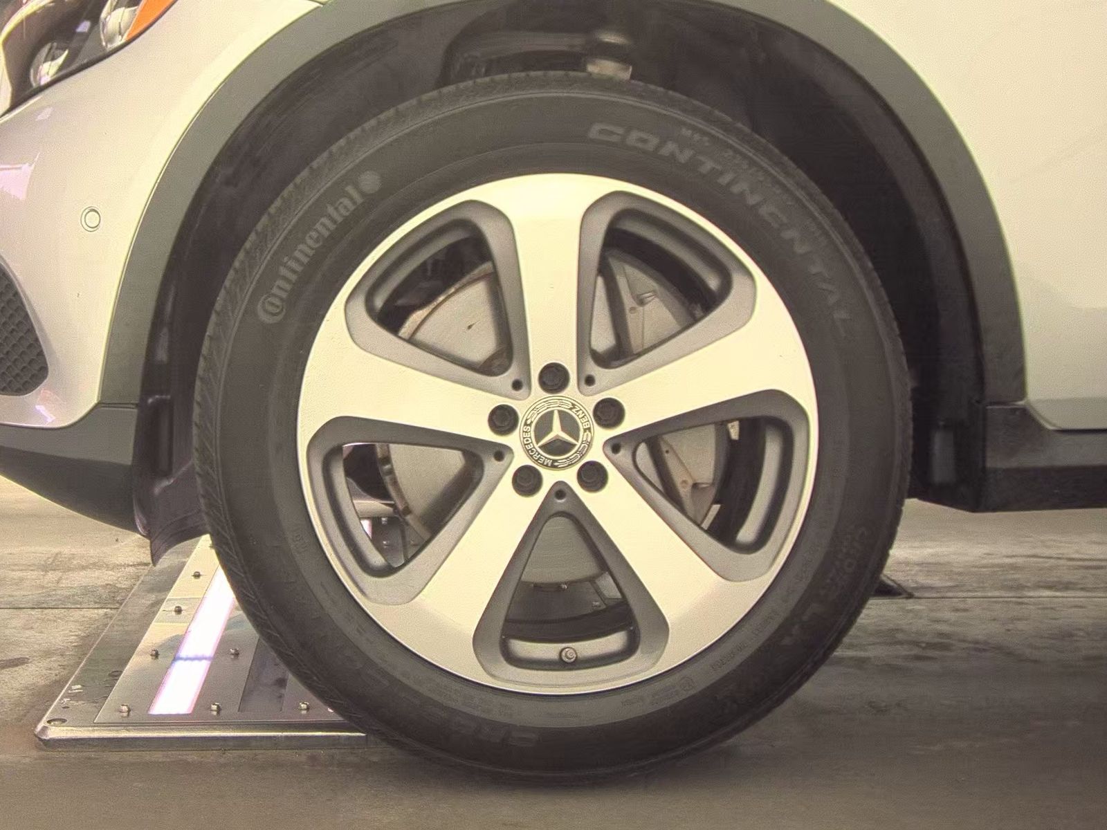 MERCEDES-BENZ GLC-CLASS - 10