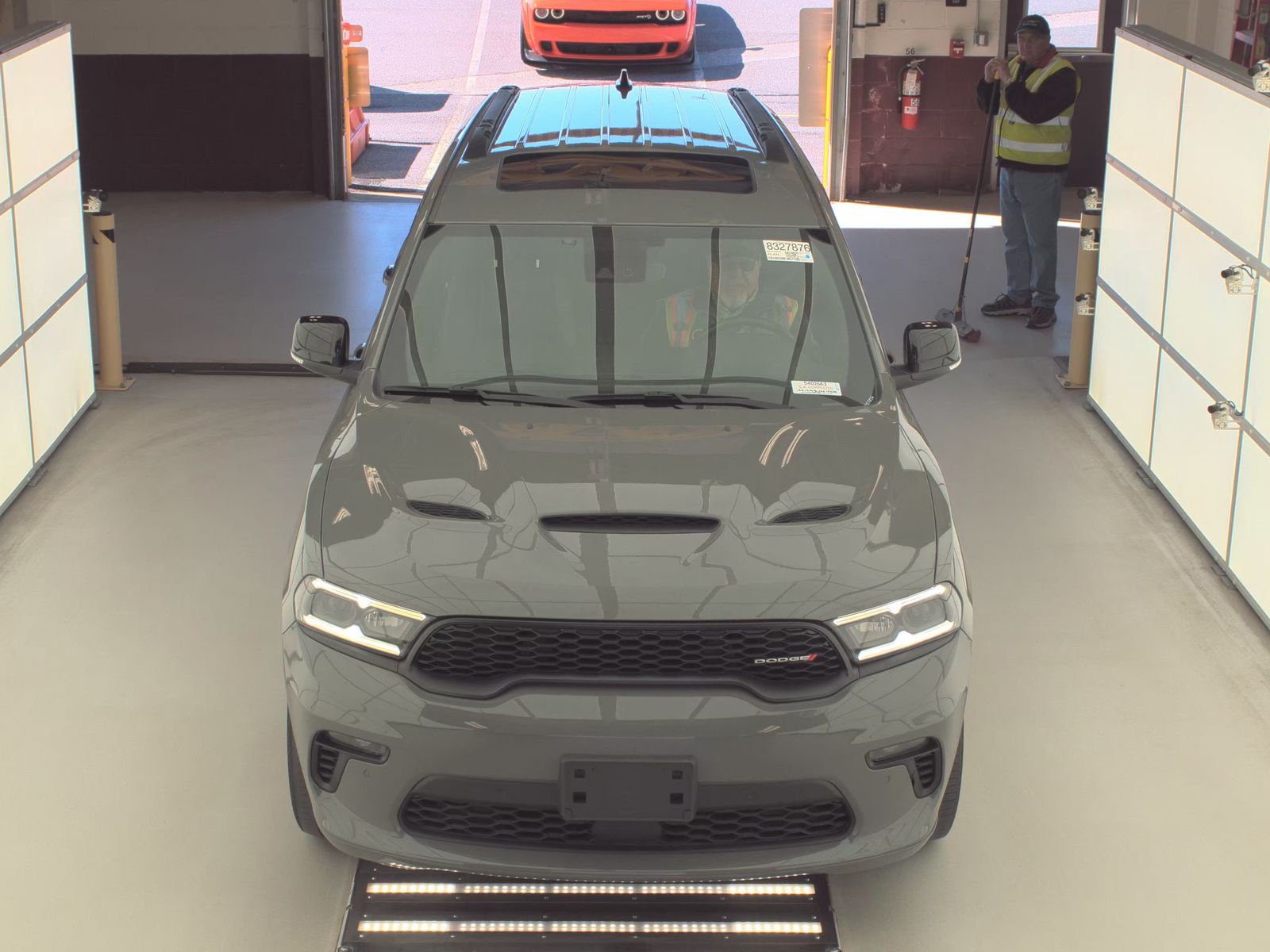 DODGE CHALLENGER - 3