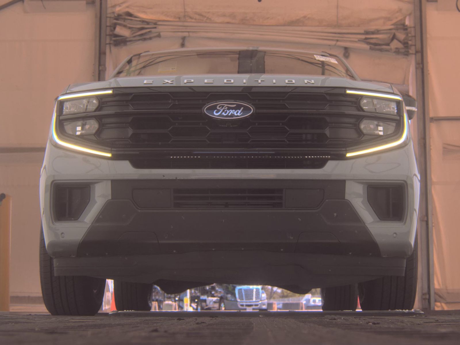 FORD EXPEDITION - 4