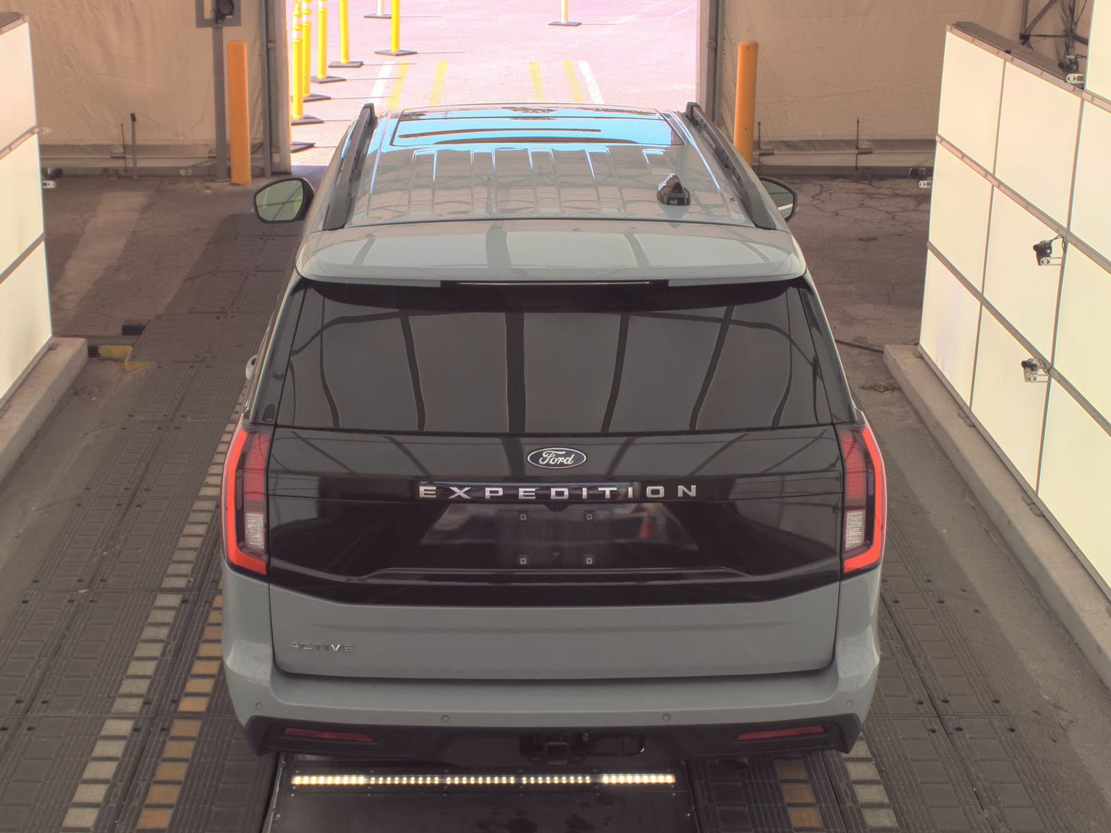FORD EXPEDITION - 7