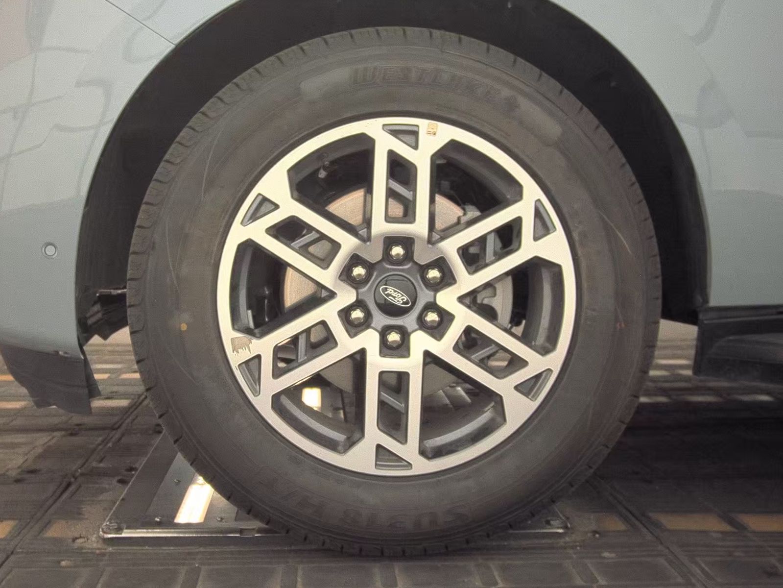 FORD EXPEDITION - 10