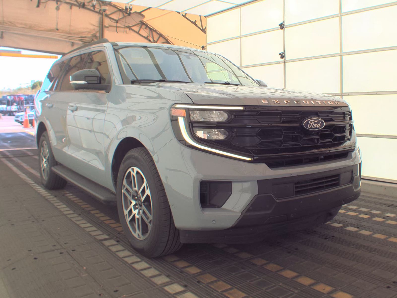 FORD EXPEDITION - 5