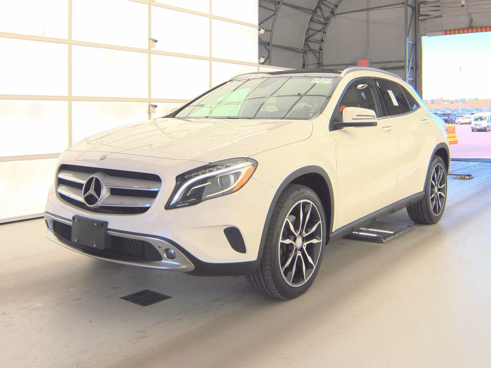 MERCEDES-BENZ GLA - 1