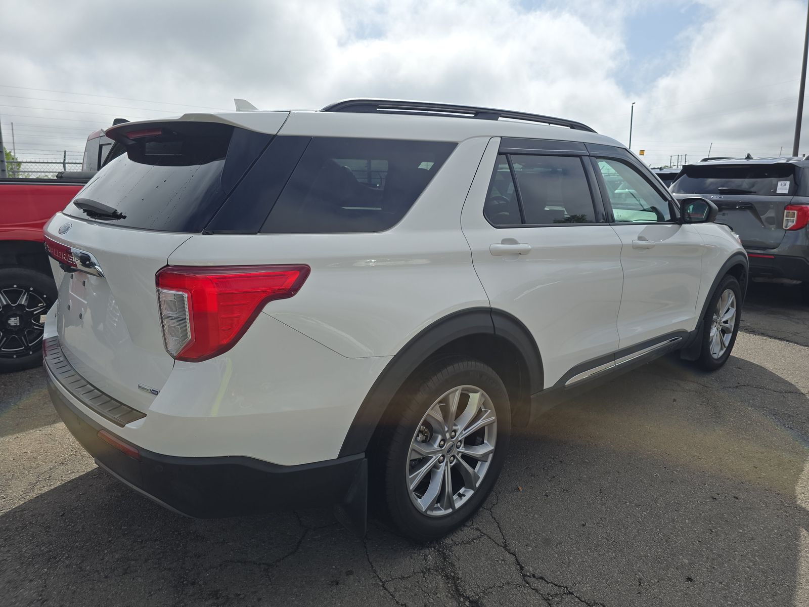FORD EXPLORER - 5