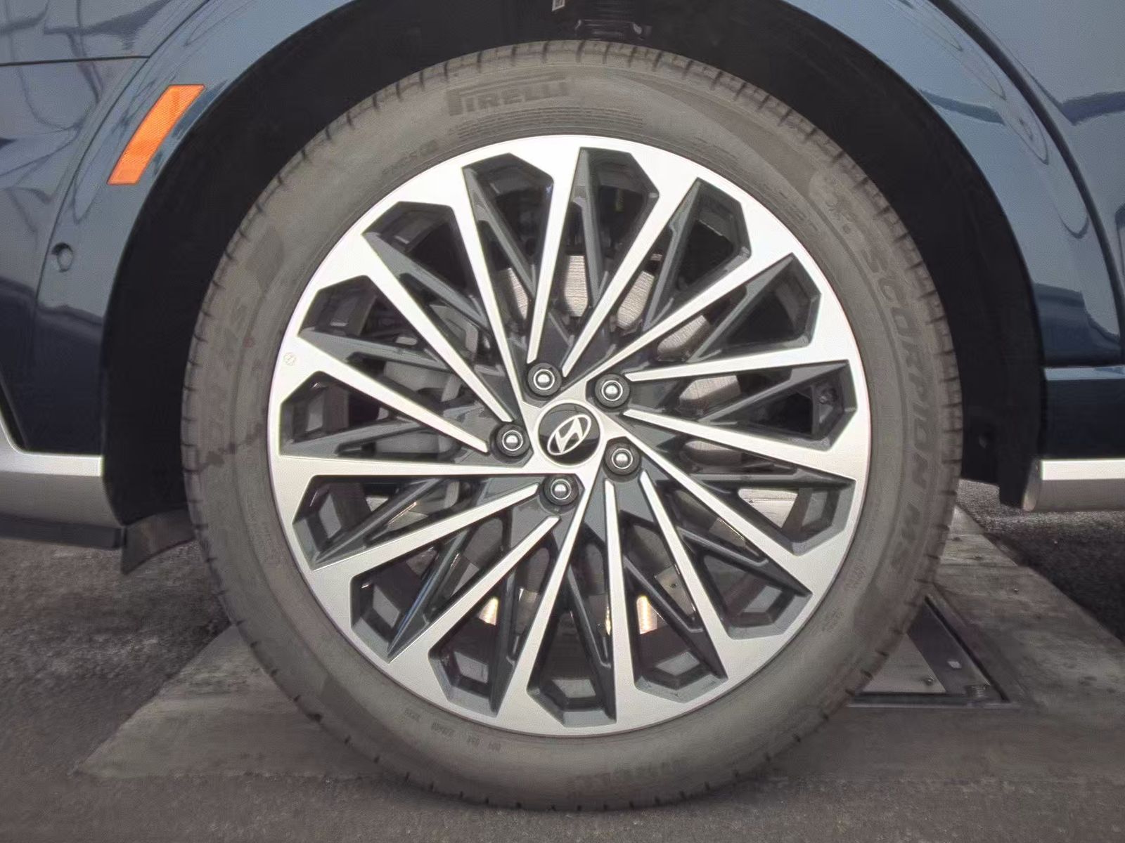 HYUNDAI PALISADE - 10