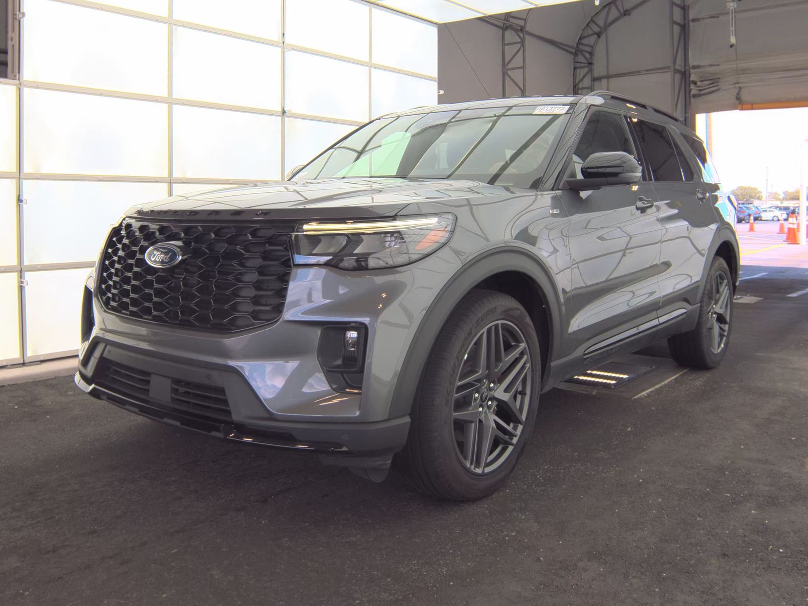 FORD EXPLORER - 1