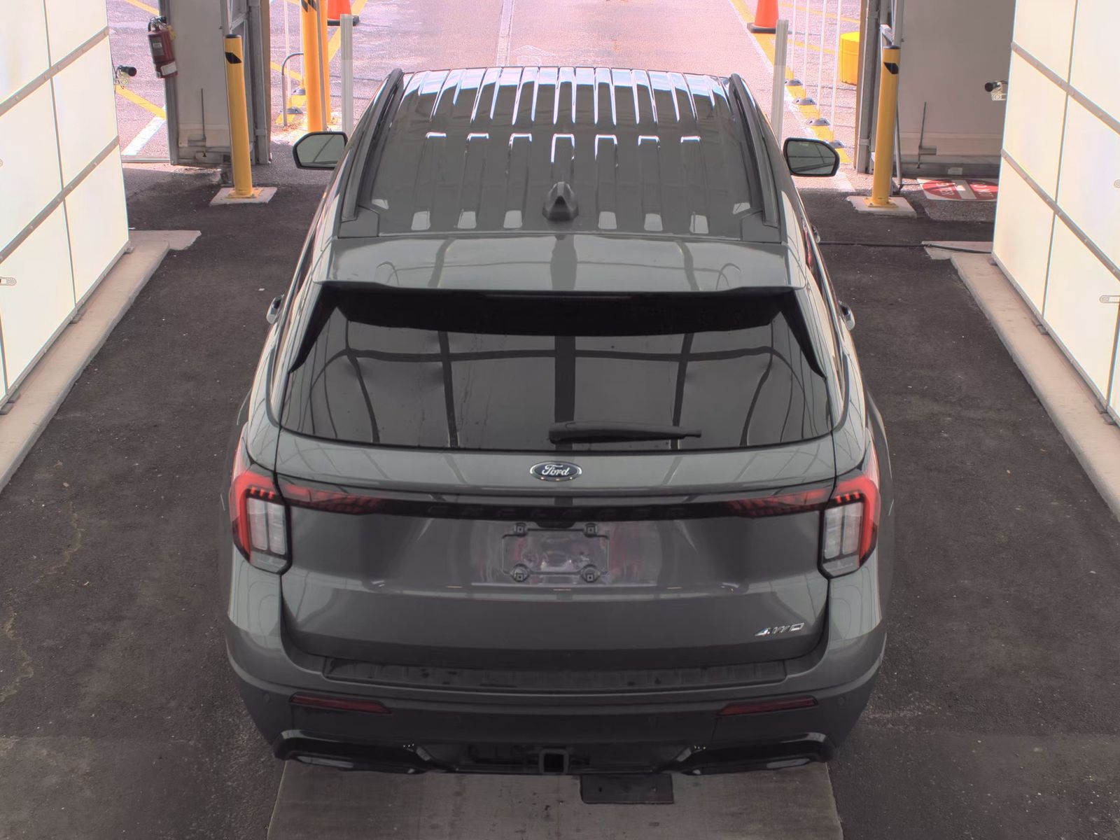 FORD EXPLORER - 7