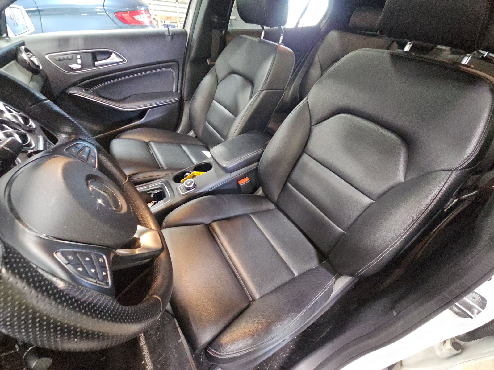 MERCEDES-BENZ GLA-CLASS - 8