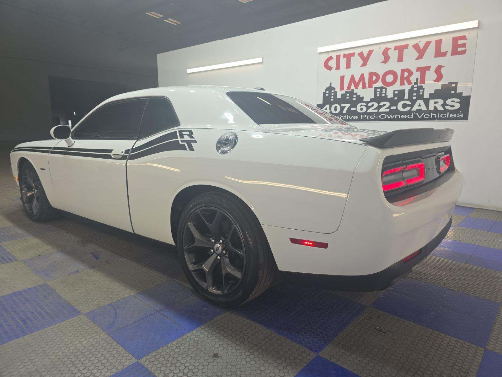 DODGE CHALLENGER - 4