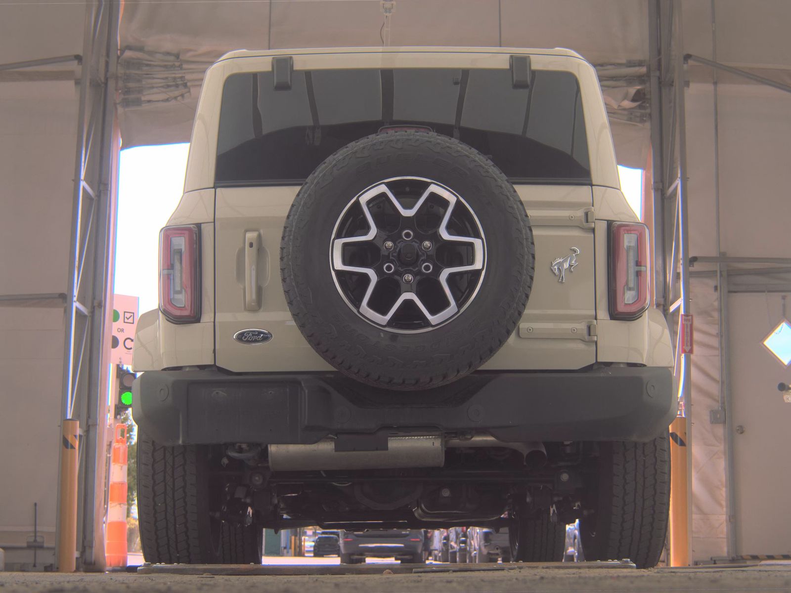 FORD BRONCO - 8