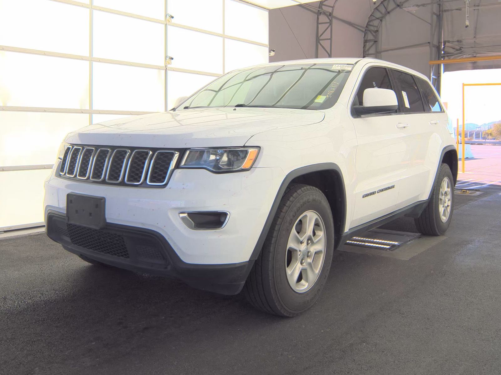 JEEP GRAND CHEROKEE - 1