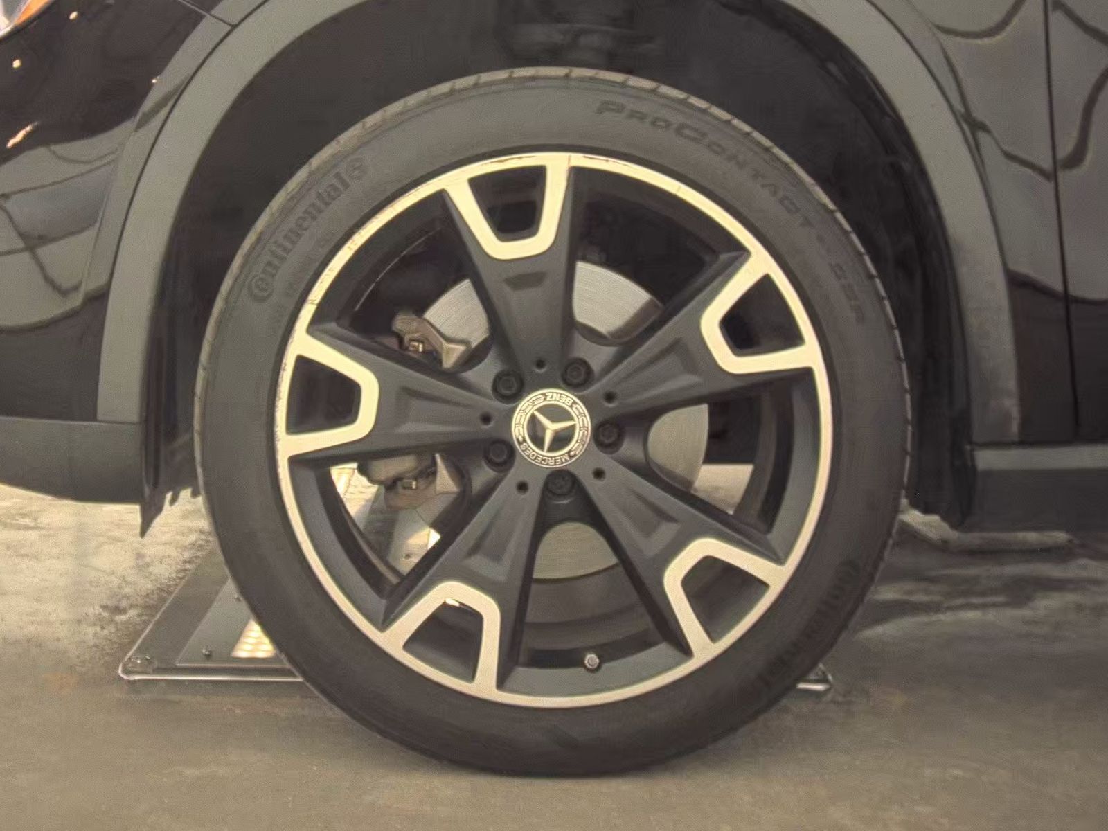 MERCEDES-BENZ GLA-CLASS - 10