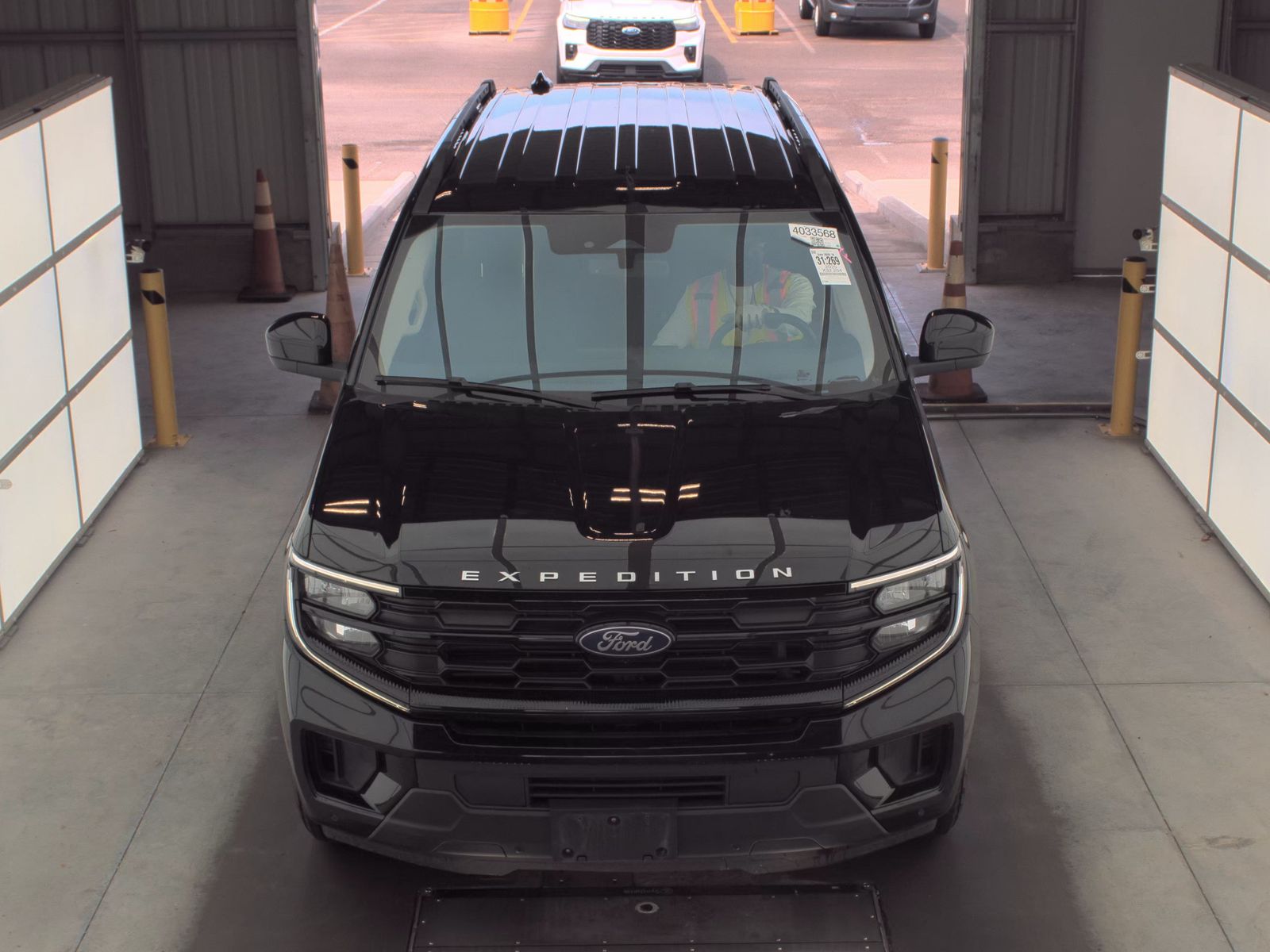 FORD EXPEDITION - 3