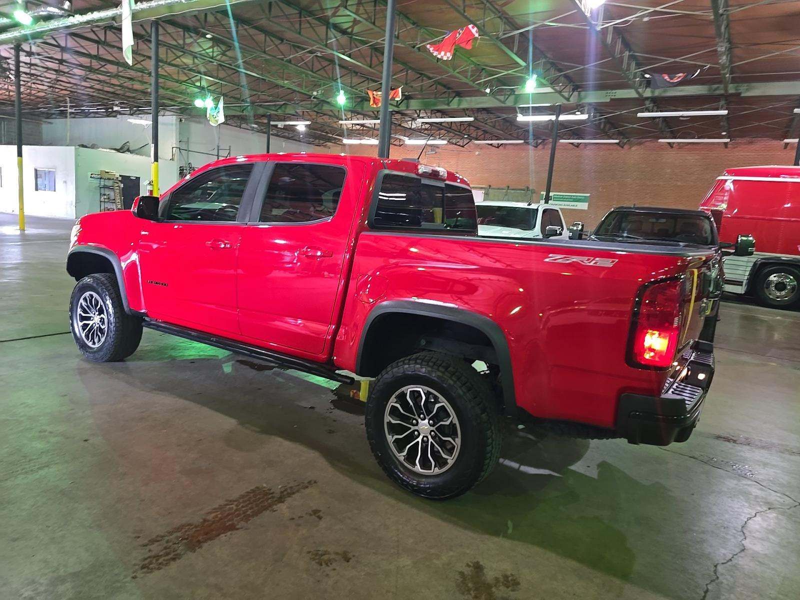 CHEVROLET SILVERADO - 4