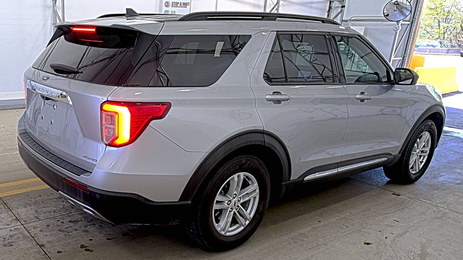 FORD EXPLORER - 5