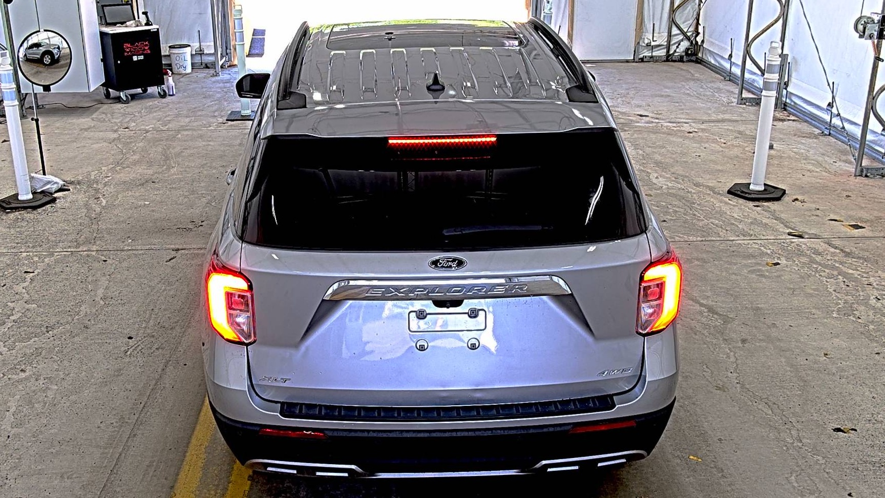 FORD EXPLORER - 6