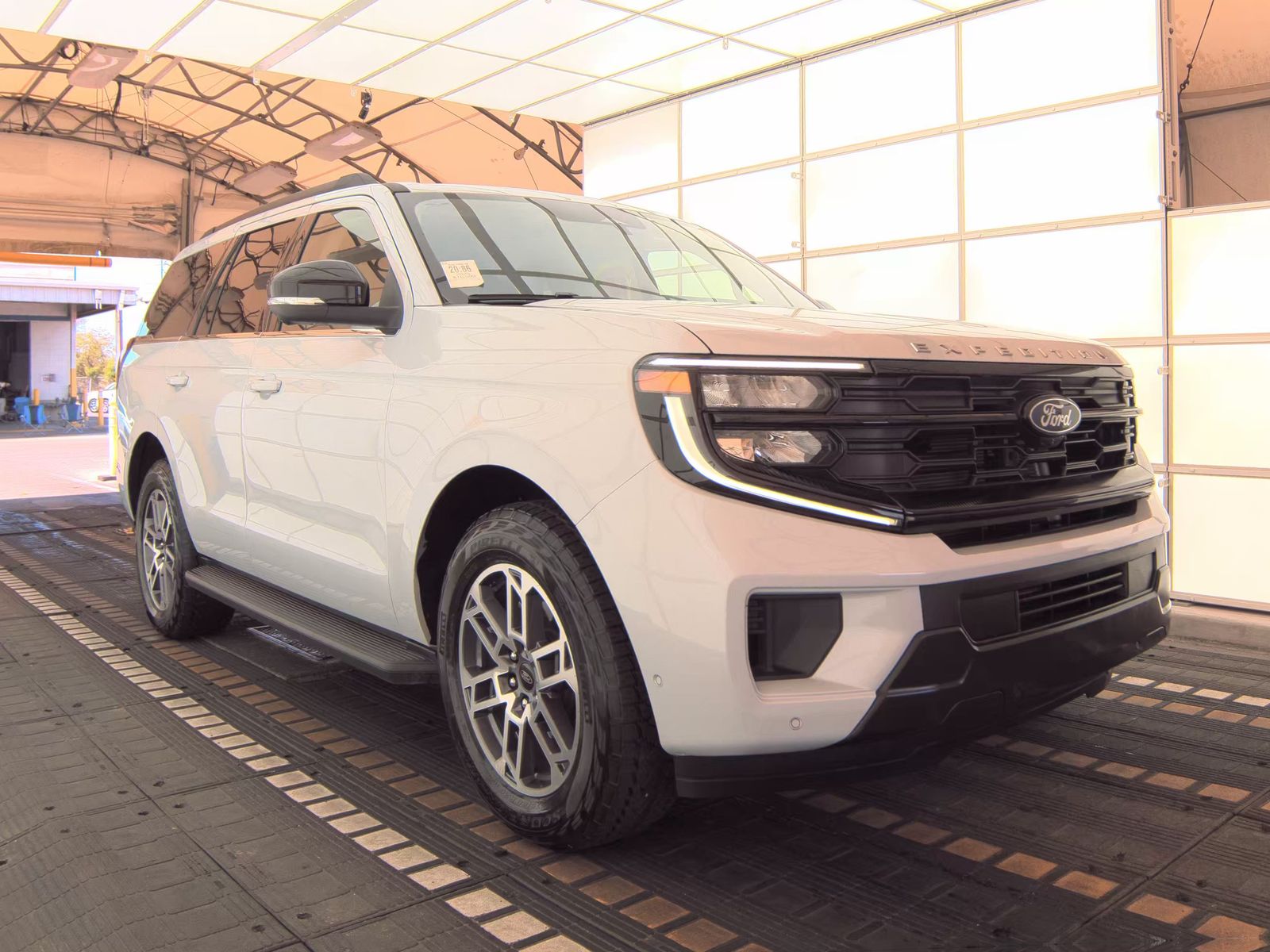 FORD EXPEDITION - 5