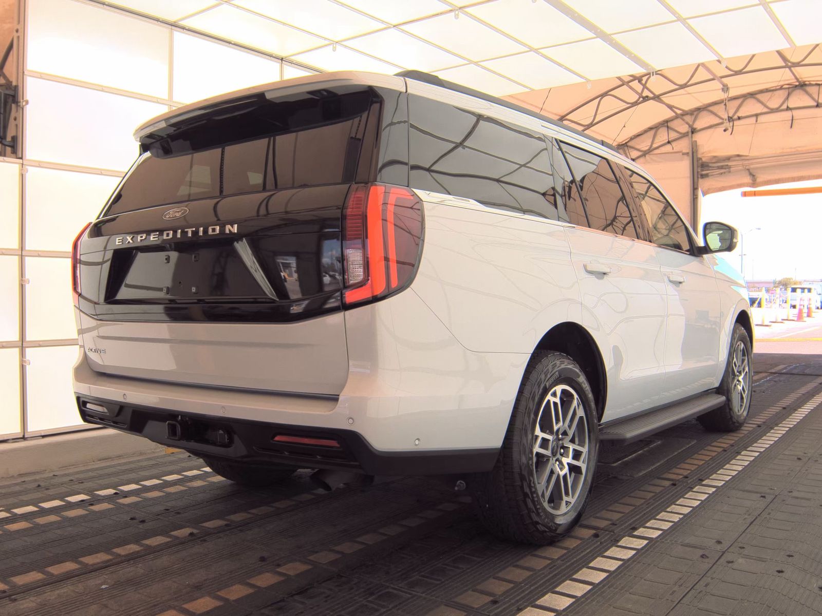 FORD EXPEDITION - 6