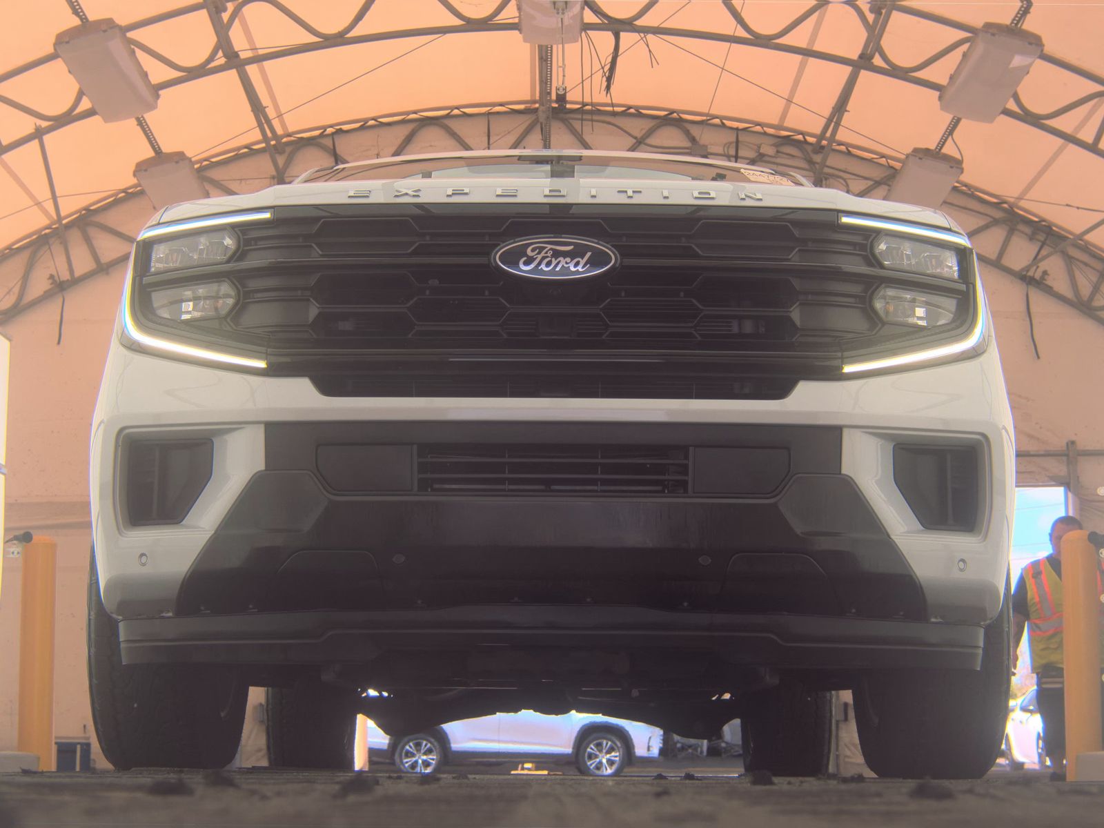 FORD EXPEDITION - 4
