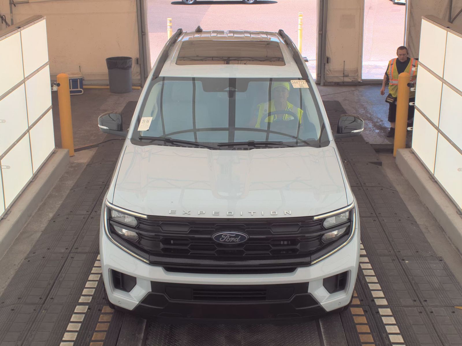 FORD EXPEDITION - 3