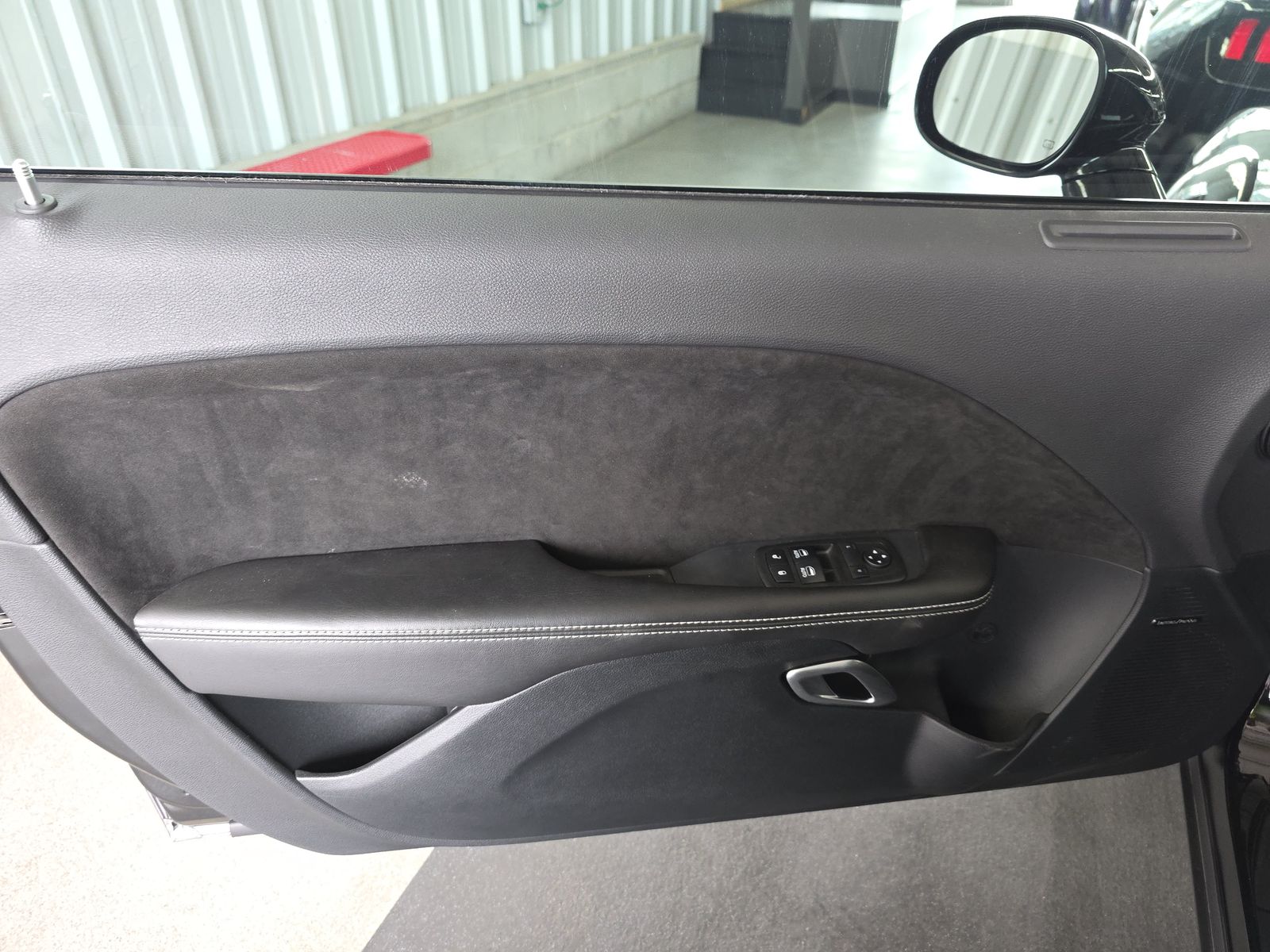 DODGE CHALLENGER - 10