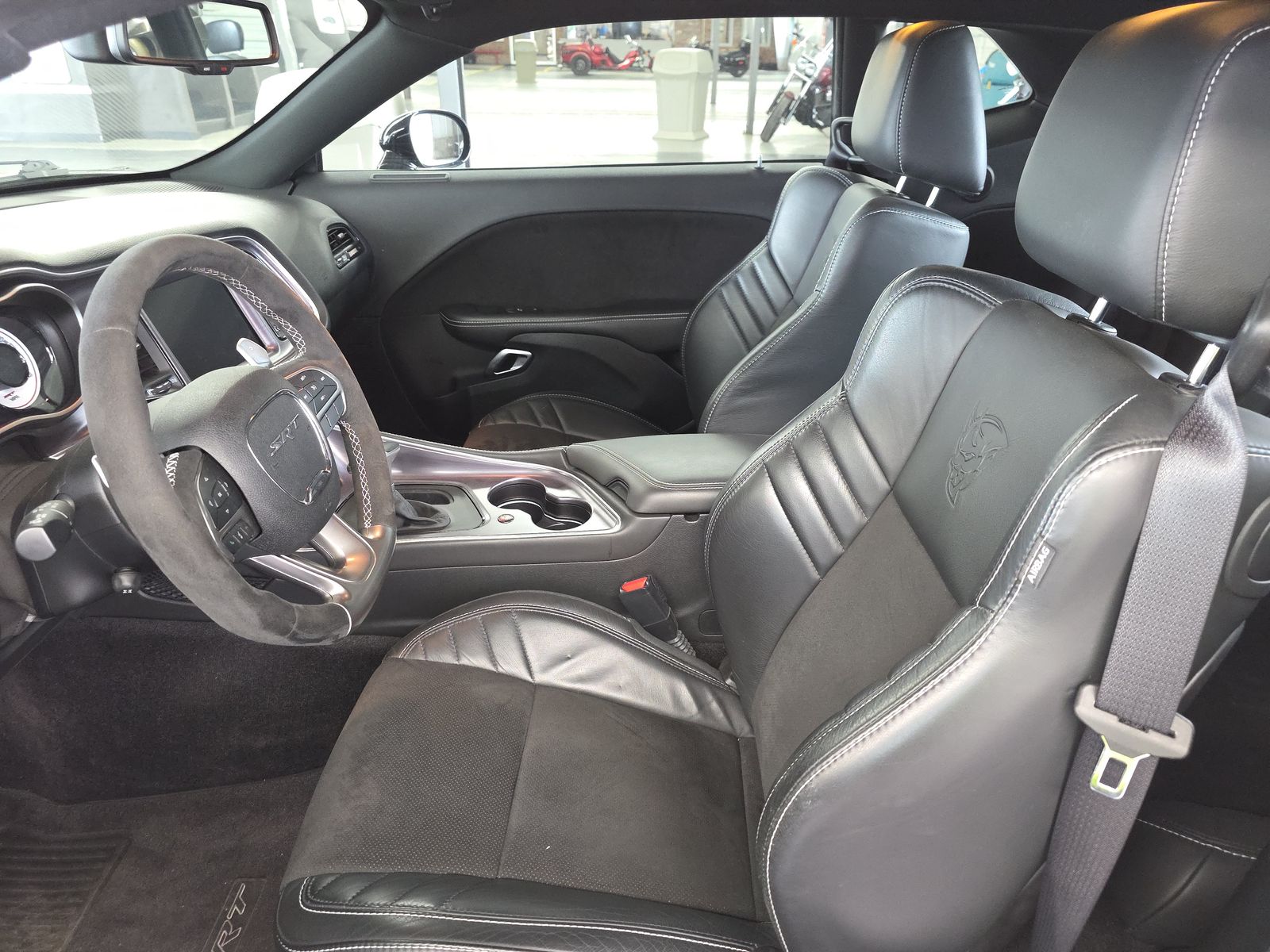 DODGE CHALLENGER - 8