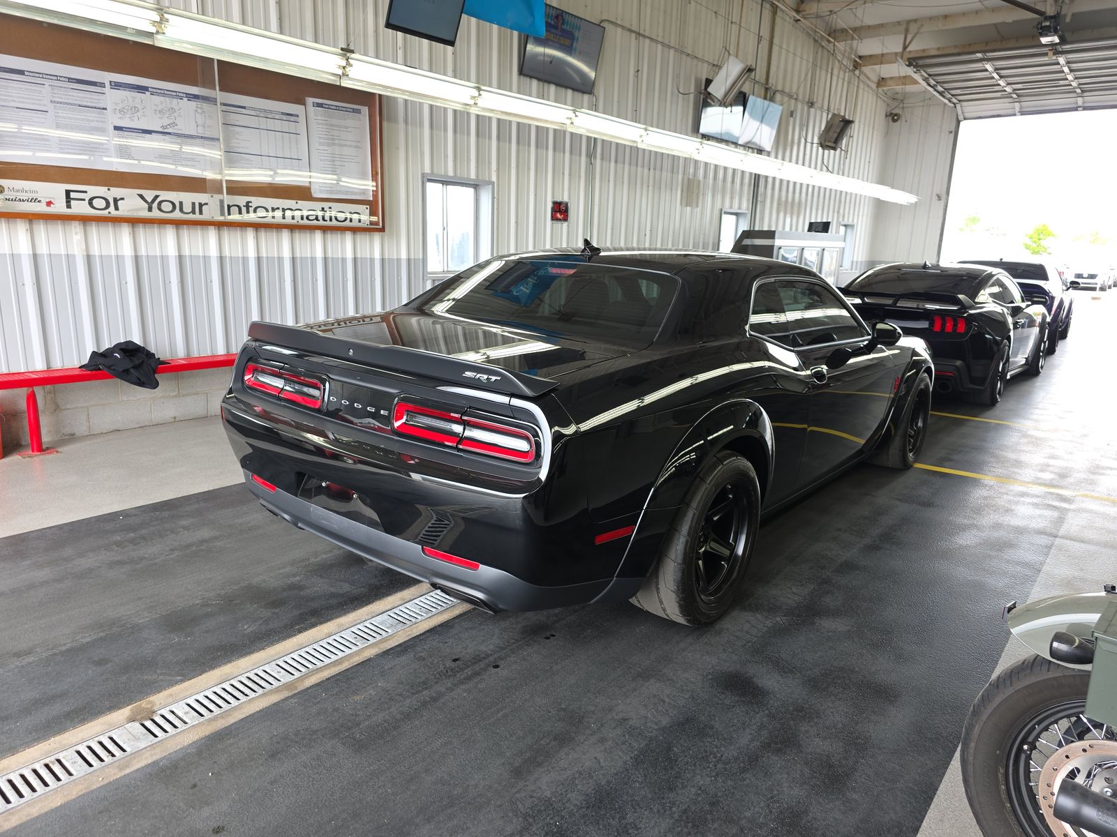 DODGE CHALLENGER - 5