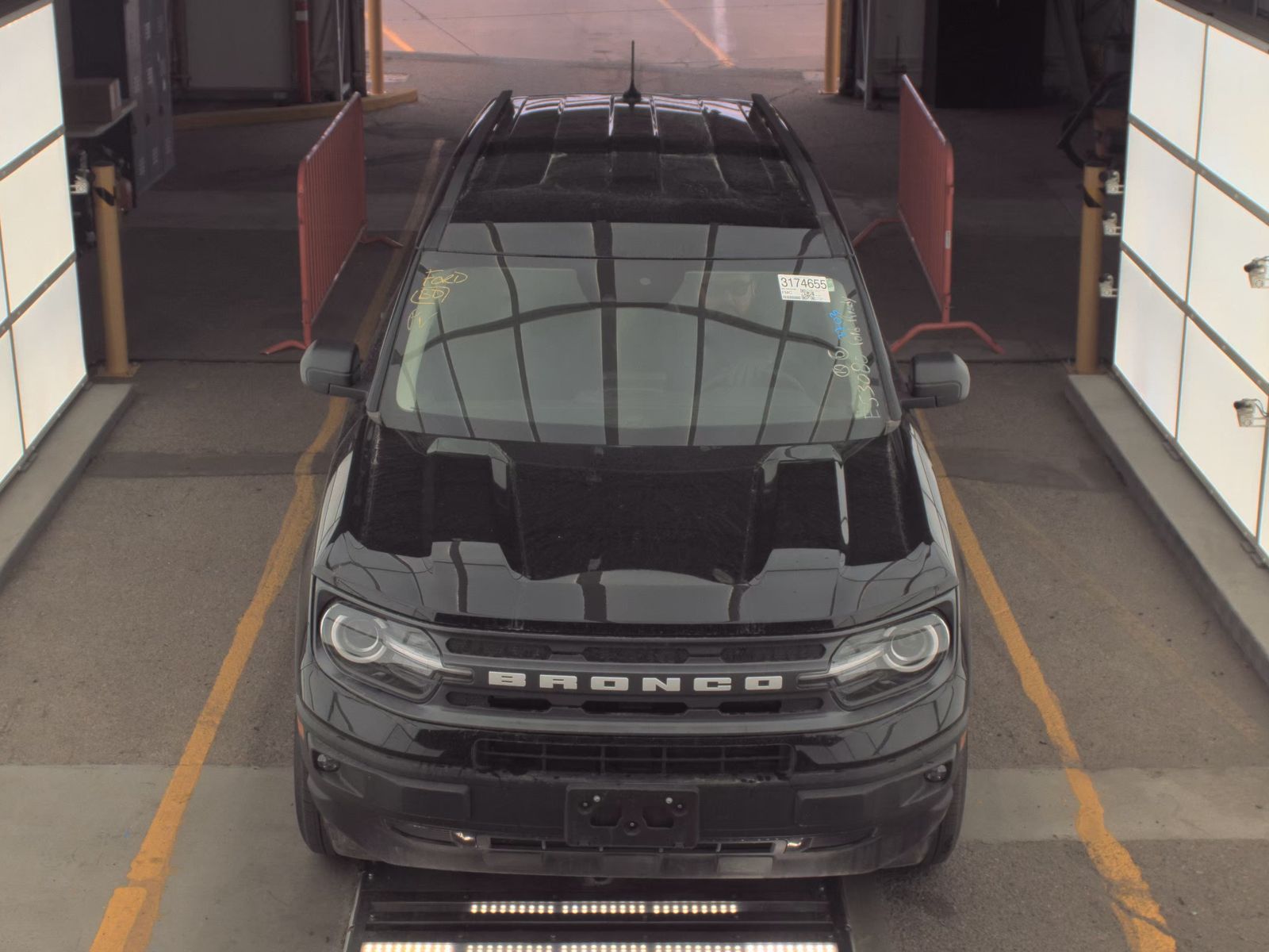 FORD BRONCO - 3