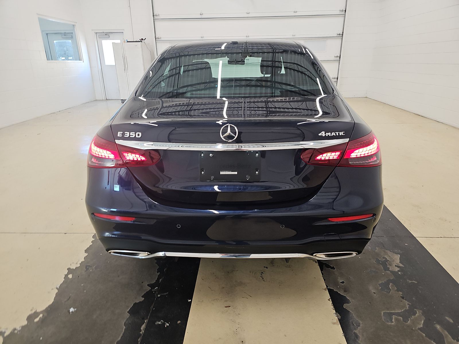 MERCEDES-BENZ E-CLASS - 6