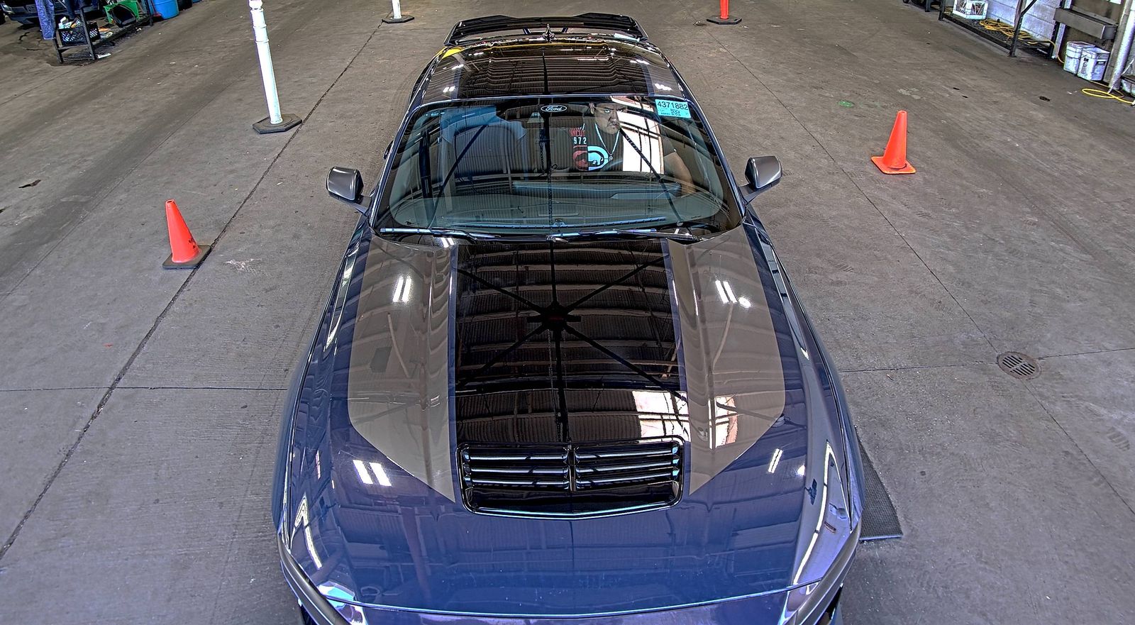 FORD MUSTANG - 3