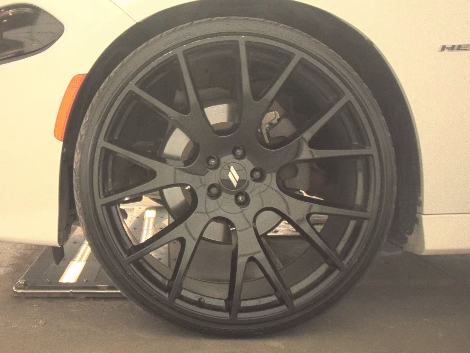 DODGE CHALLENGER - 10