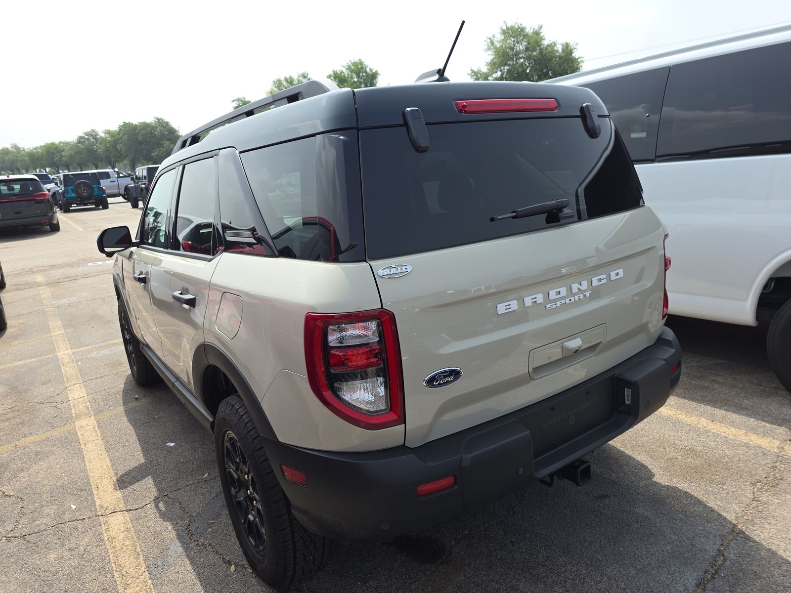 FORD BRONCO - 9
