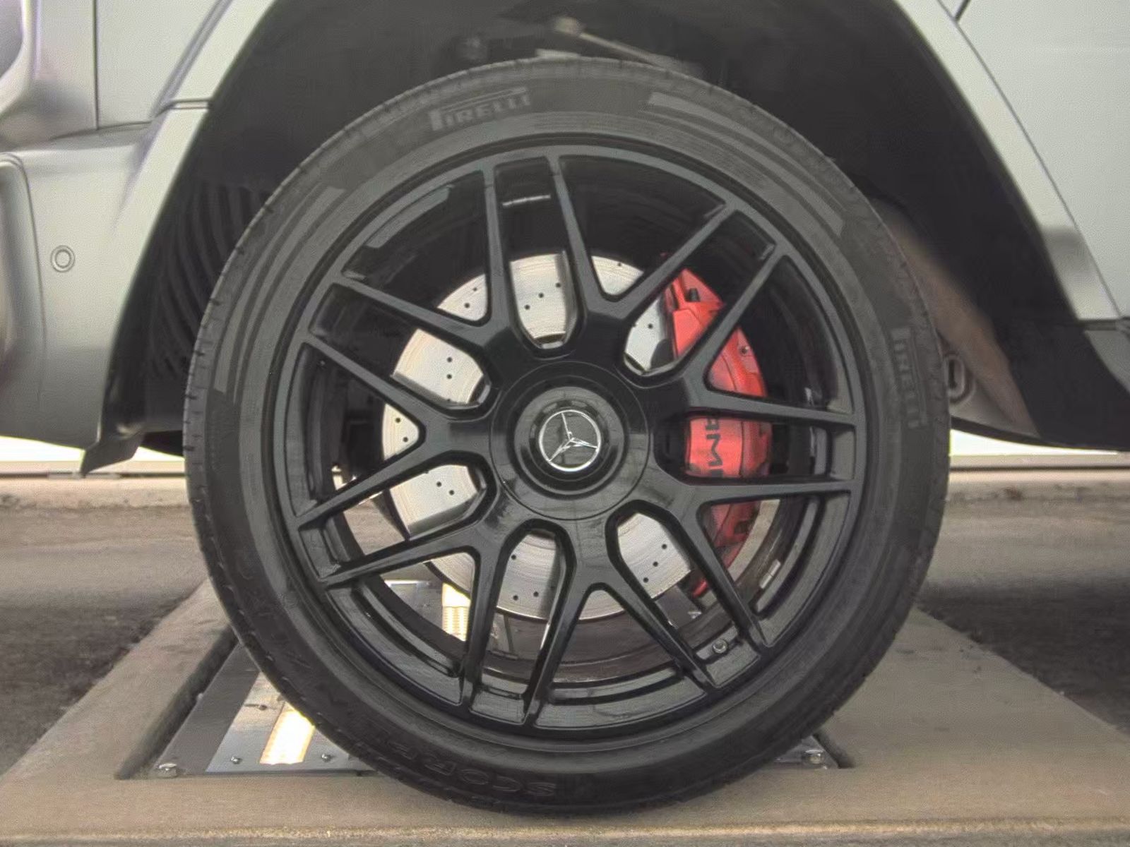 MERCEDES-BENZ G-CLASS - 10