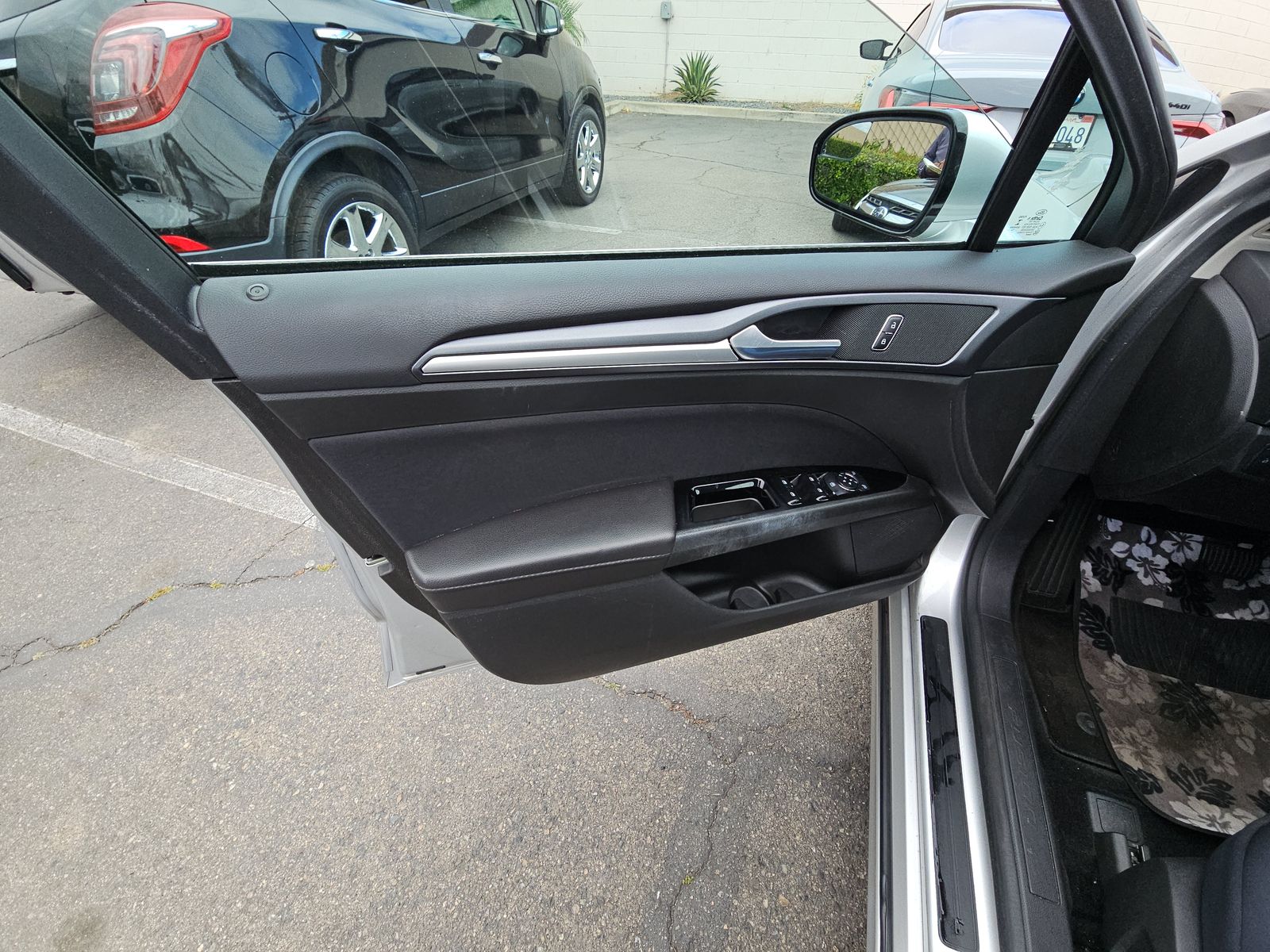 FORD FUSION - 10
