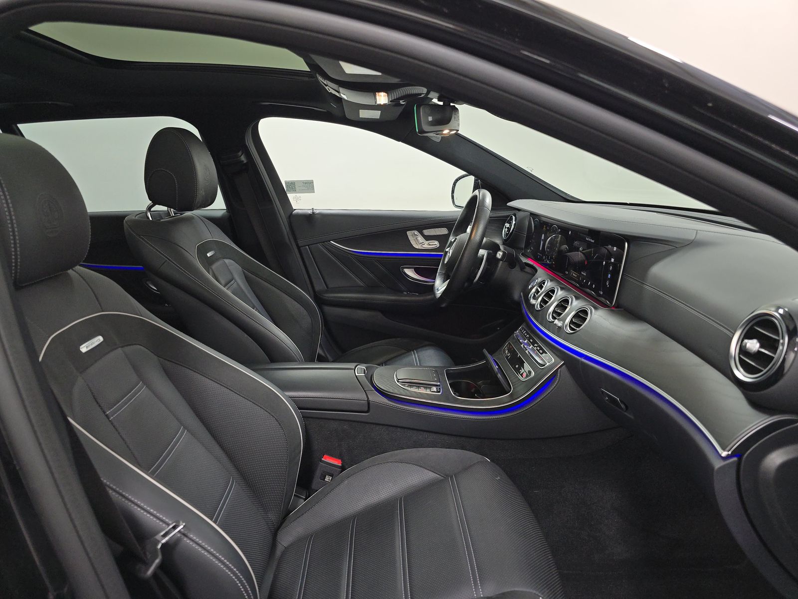 MERCEDES-BENZ E-CLASS - 9