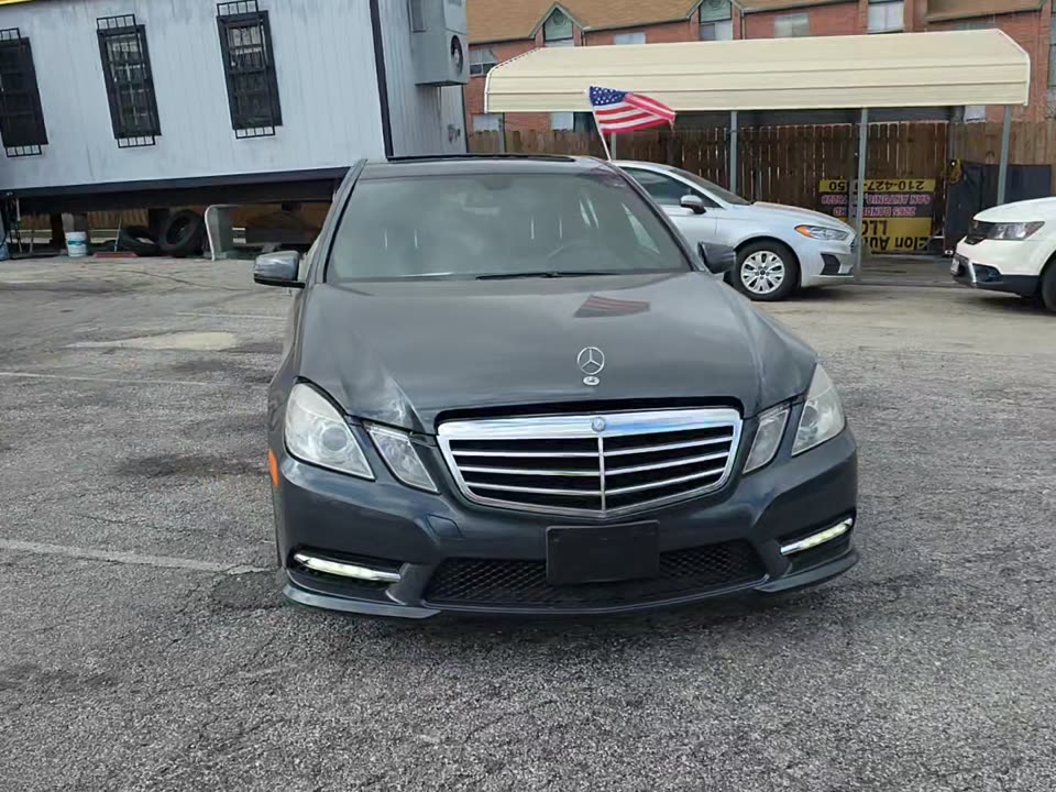 MERCEDES-BENZ E-CLASS - 3