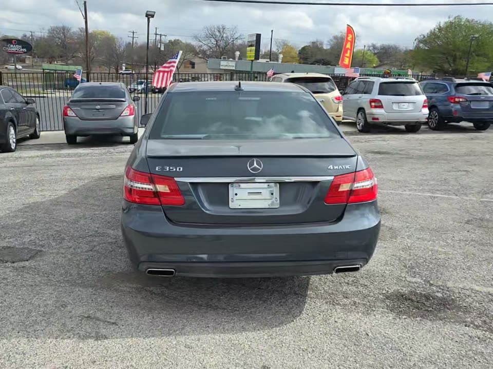 MERCEDES-BENZ E-CLASS - 6