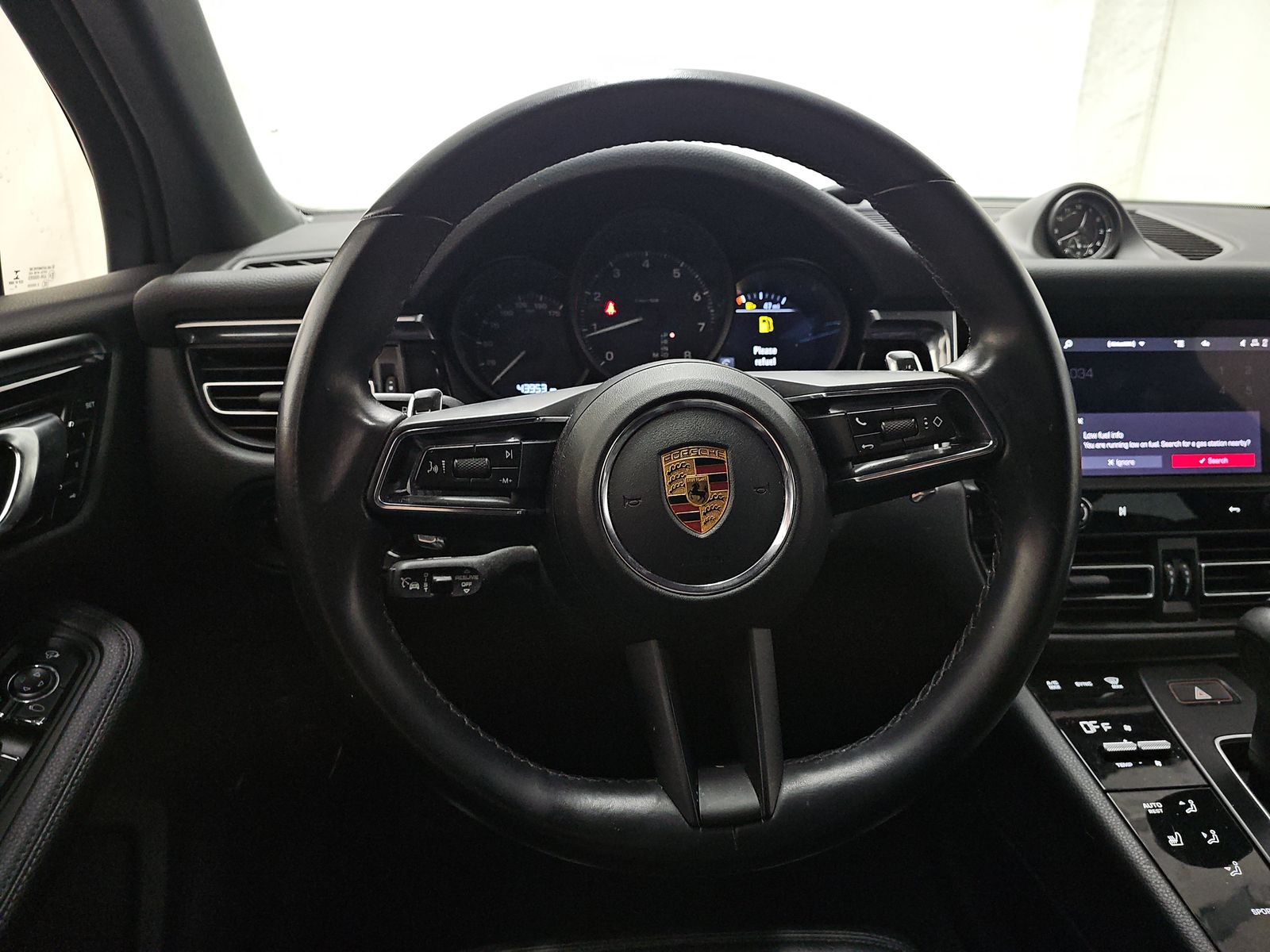 2022 Porsche Macan Base AWD