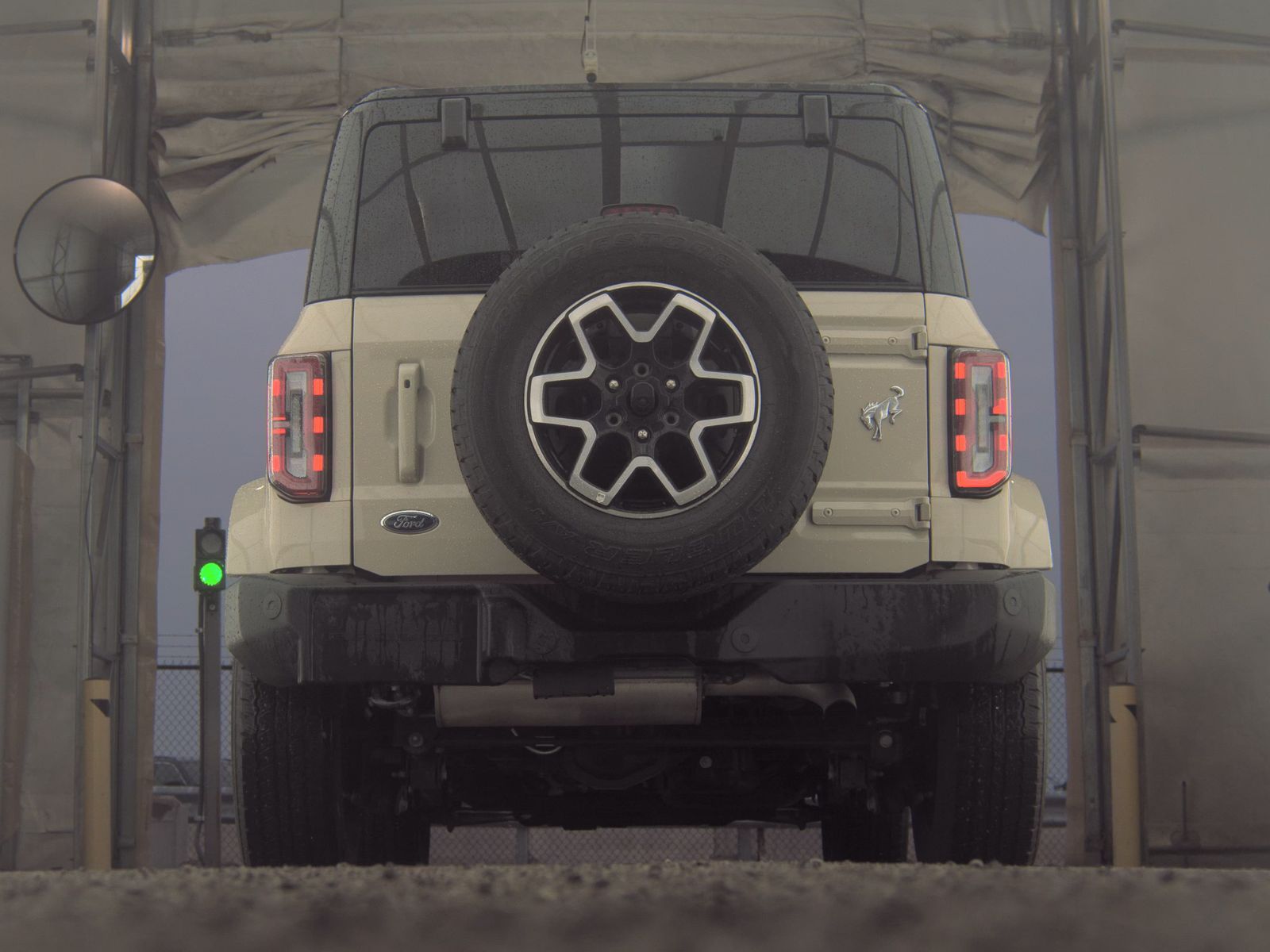 FORD BRONCO - 8