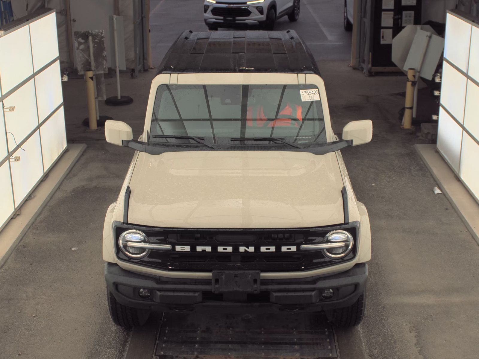 FORD BRONCO - 3