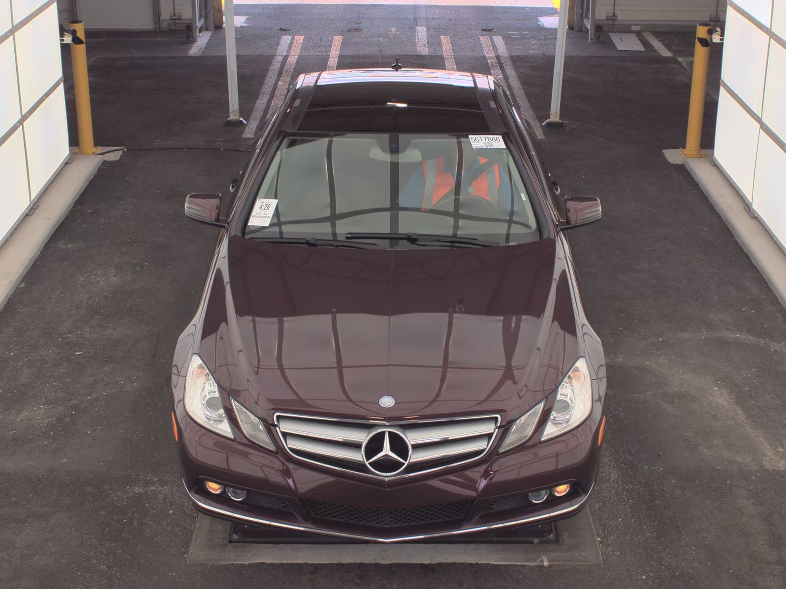 MERCEDES-BENZ E-CLASS - 3