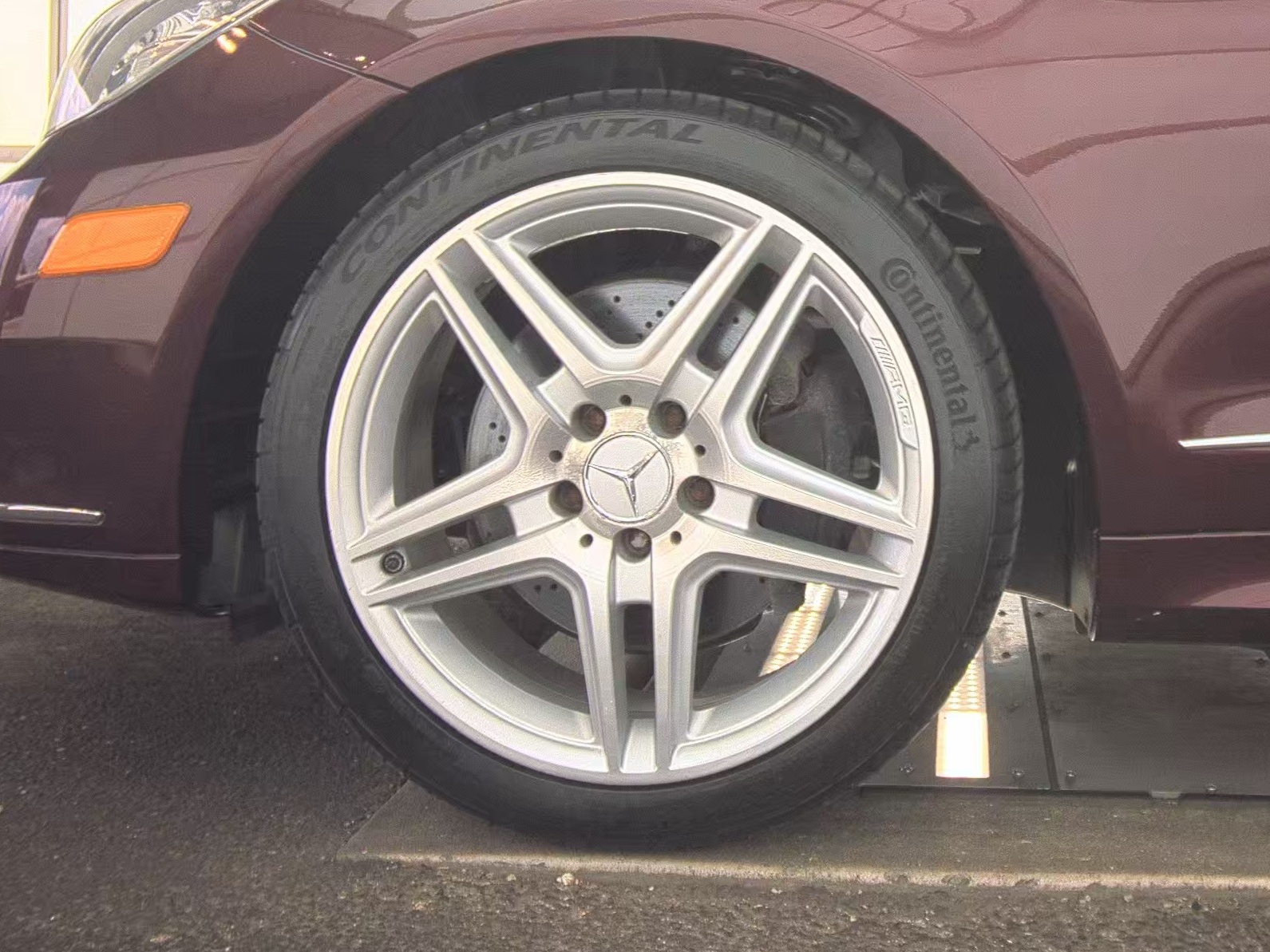 MERCEDES-BENZ E-CLASS - 10