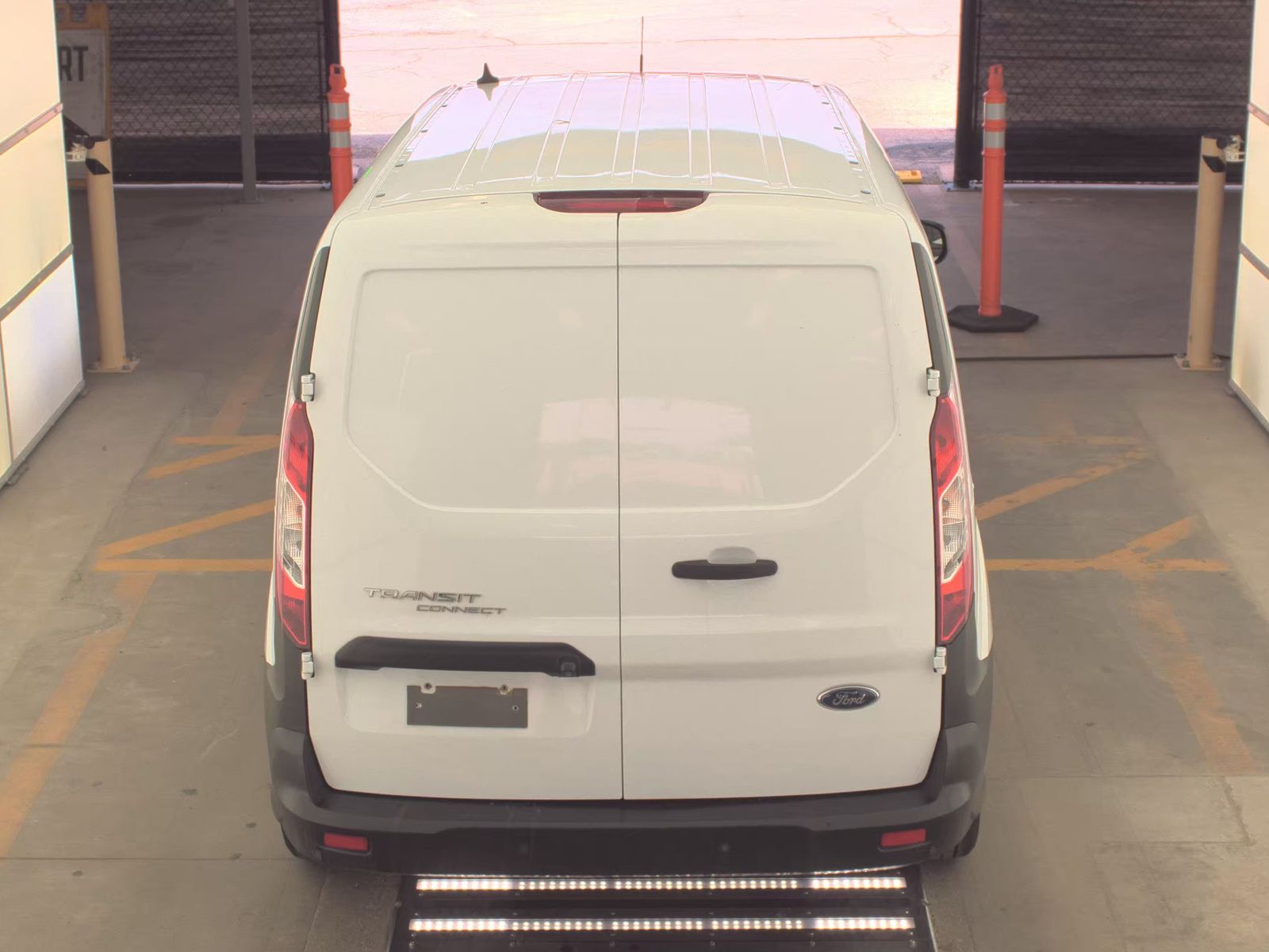 FORD TRANSIT CONNECT - 7