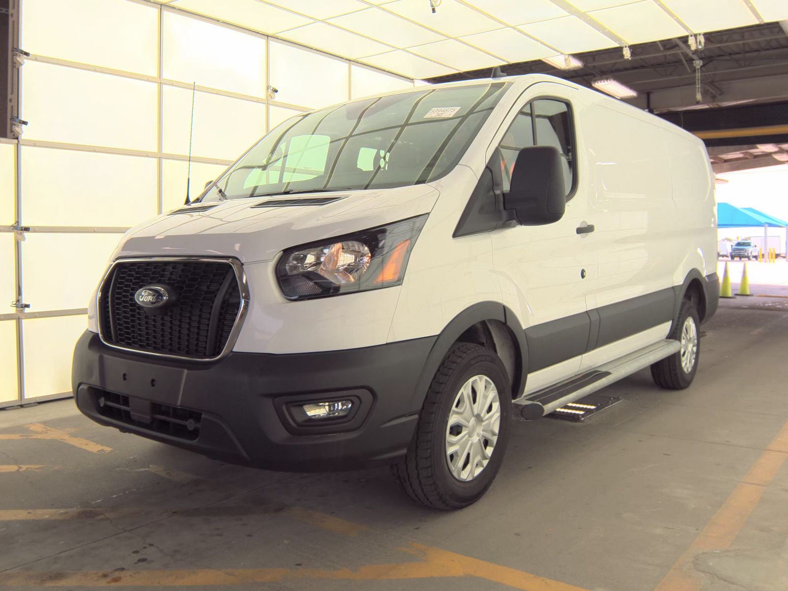 FORD TRANSIT 250 - 1