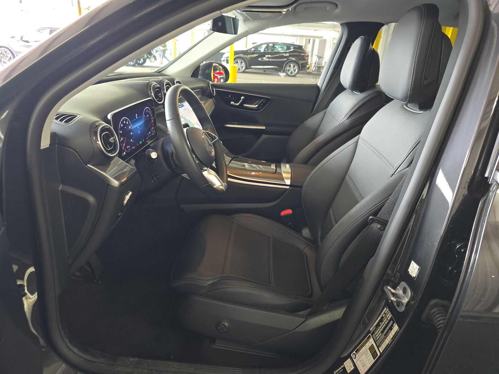 MERCEDES-BENZ GLC - 8